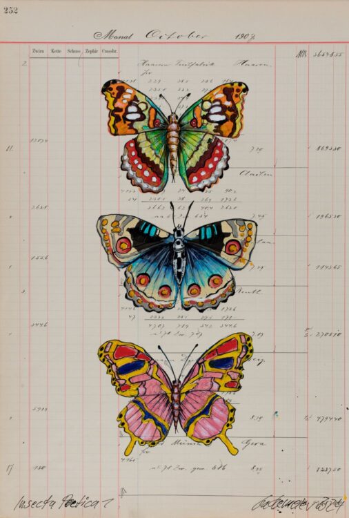 Die Arbeit Insecta Poetica 1 von Thomas Gatzemeier aus dem Jahr 2024 zeigt im Hochformat drei Schmetterlinge übereinander auf historischen Kontopapier.